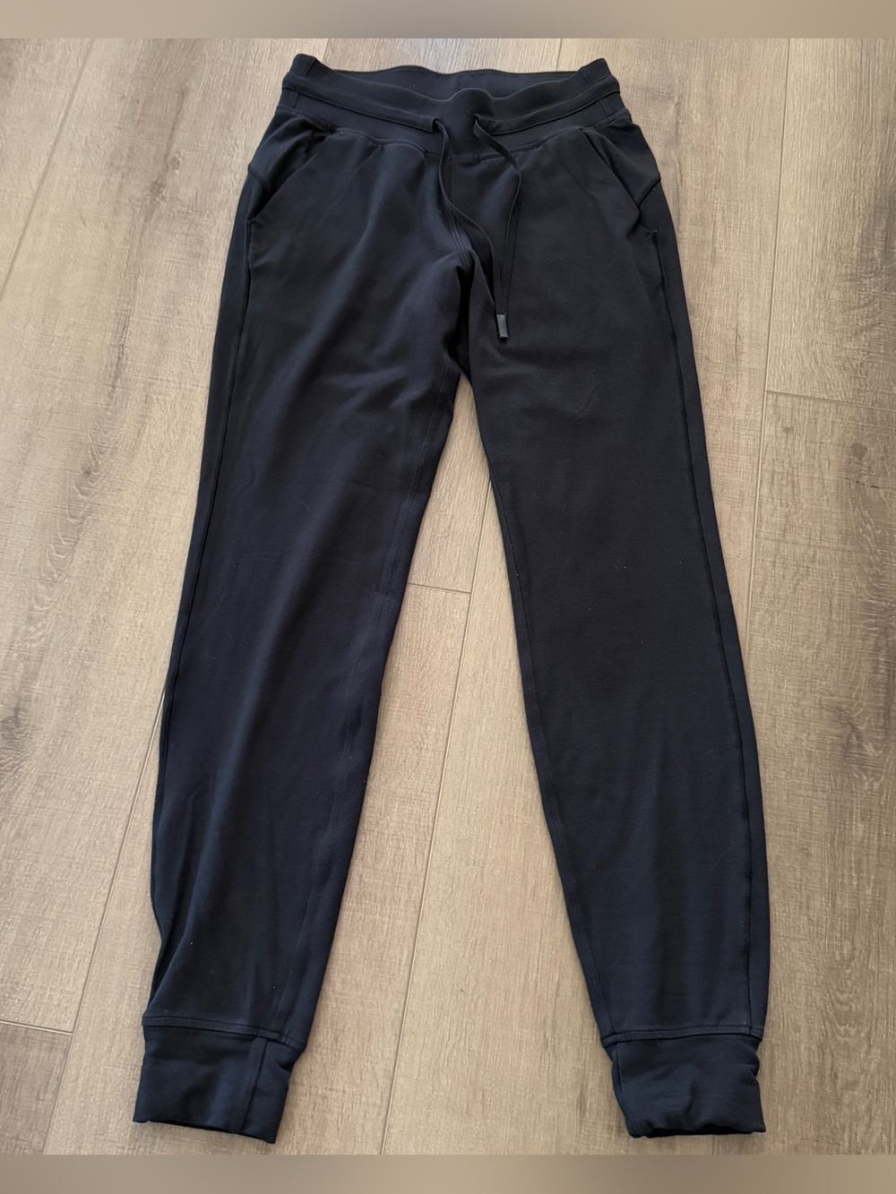 Lululemon Joggers Women’s Sz 4 Black Woven Athletic Fit Dance Yoga 26x29” Casual